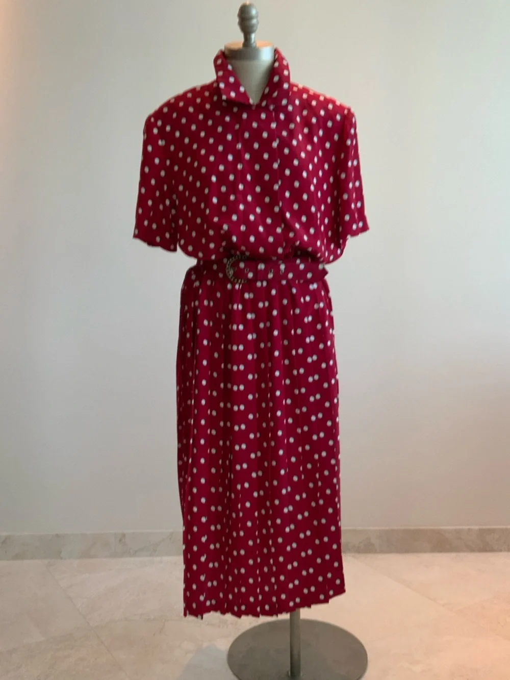Fun, Vtg Leslie Fay Classic Red Polka Dot Midi Dress sz 12 - Picture 2 of 6